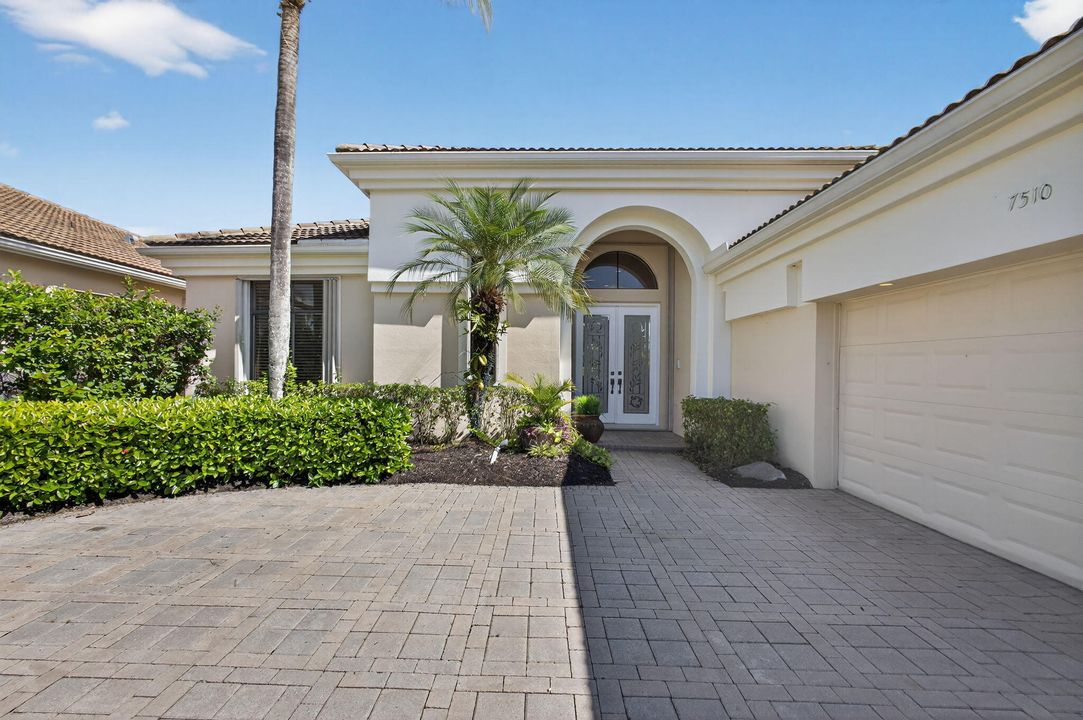 For Sale: $1,249,999 (3 beds, 3 baths, 2539 Square Feet)