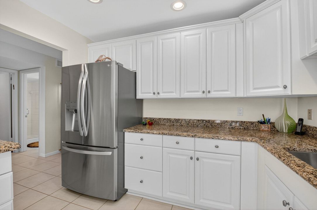 For Sale: $134,900 (2 beds, 2 baths, 1562 Square Feet)