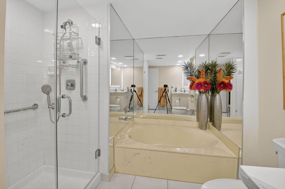 For Sale: $134,900 (2 beds, 2 baths, 1562 Square Feet)