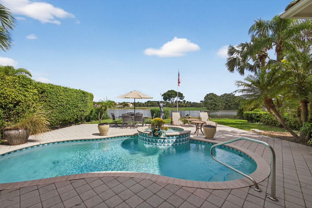 For Sale: $1,249,999 (3 beds, 3 baths, 2539 Square Feet)