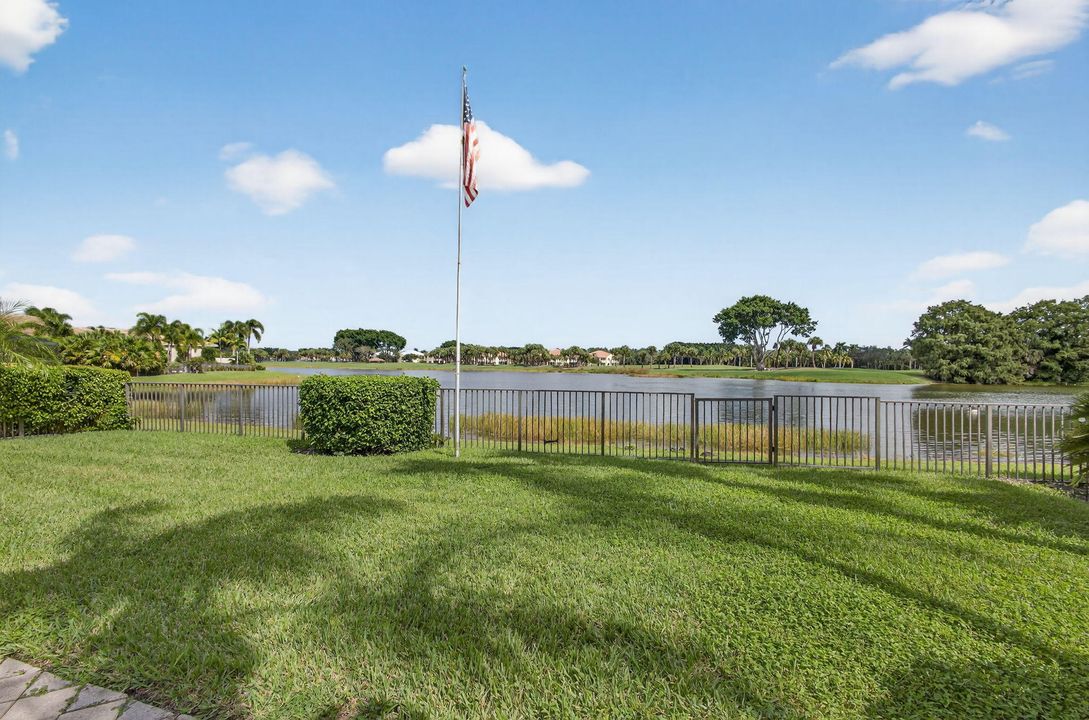 For Sale: $1,249,999 (3 beds, 3 baths, 2539 Square Feet)