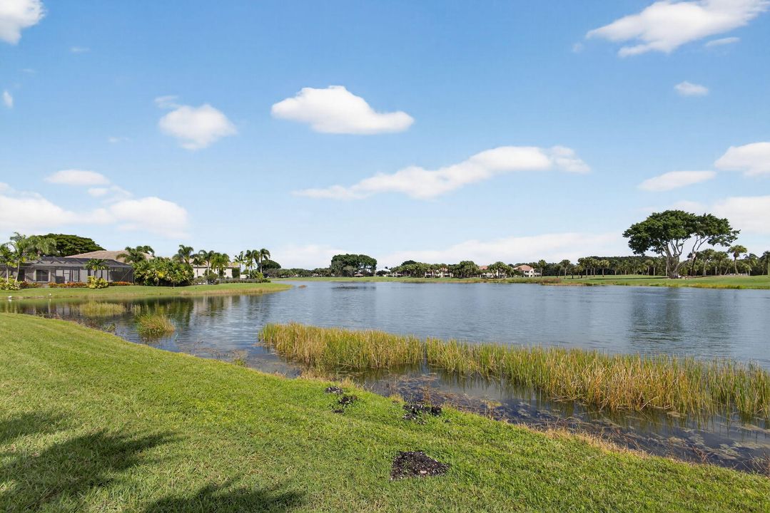 For Sale: $1,249,999 (3 beds, 3 baths, 2539 Square Feet)