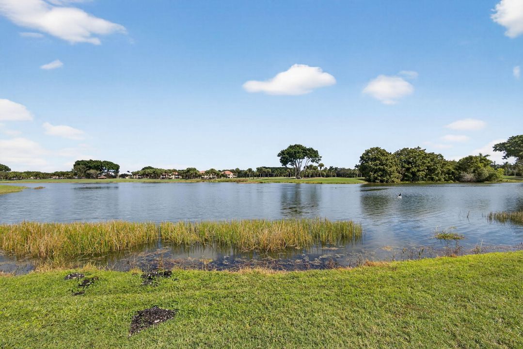 For Sale: $1,249,999 (3 beds, 3 baths, 2539 Square Feet)