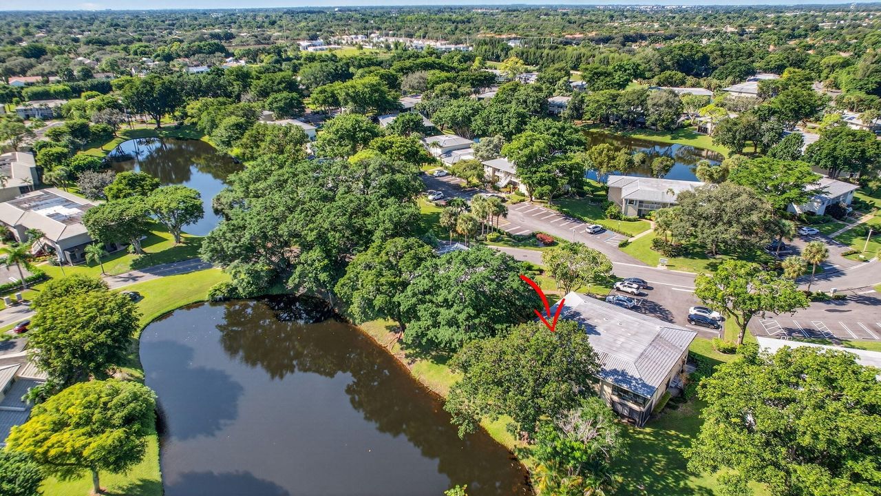 For Sale: $134,900 (2 beds, 2 baths, 1562 Square Feet)