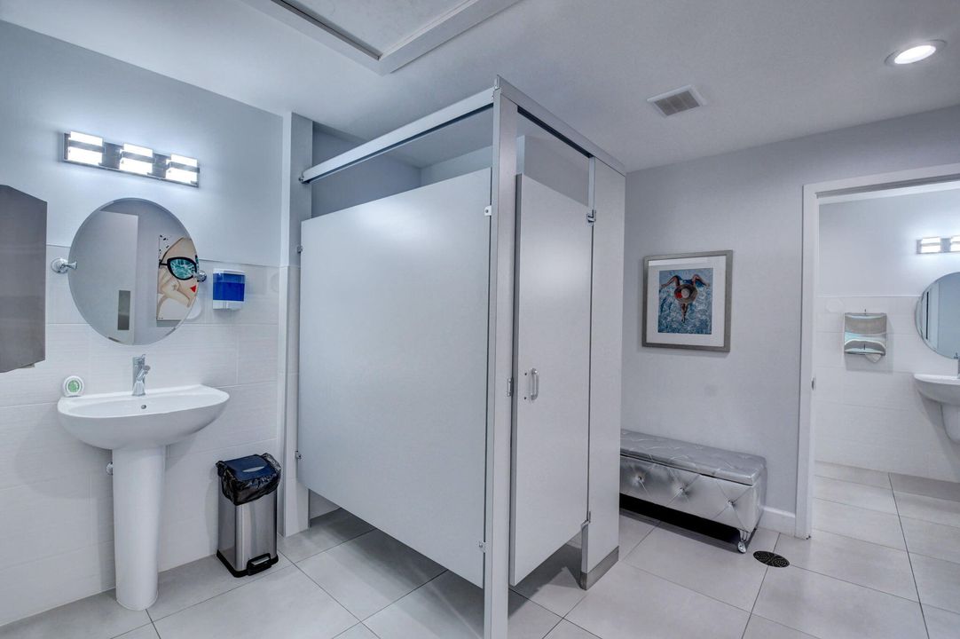 For Sale: $134,900 (2 beds, 2 baths, 1562 Square Feet)