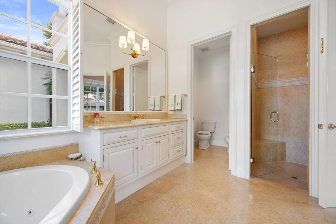 For Sale: $4,950,000 (4 beds, 5 baths, 4978 Square Feet)