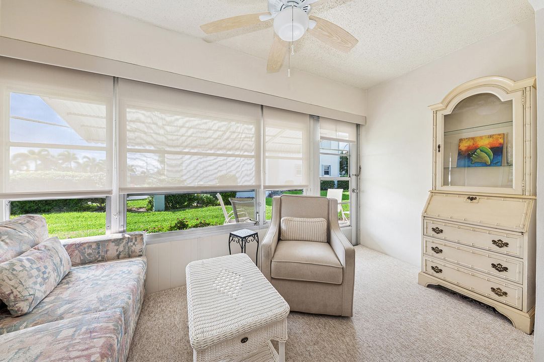 En Venta: $144,900 (2 camas, 2 baños, 969 Pies cuadrados)