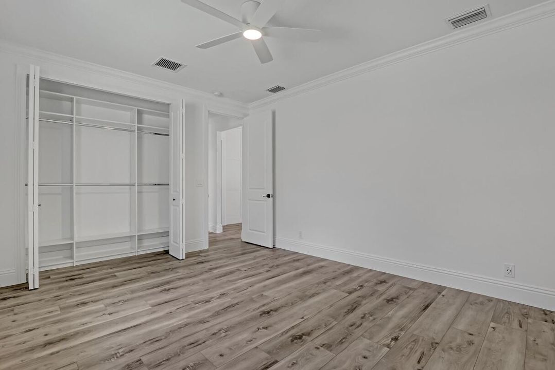 待售: $2,700,000 (4 贝兹, 3 浴室, 3690 平方英尺)