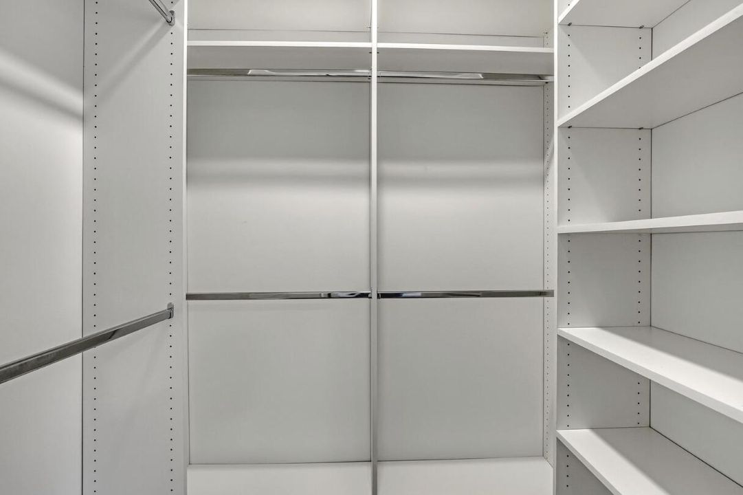 待售: $2,700,000 (4 贝兹, 3 浴室, 3690 平方英尺)