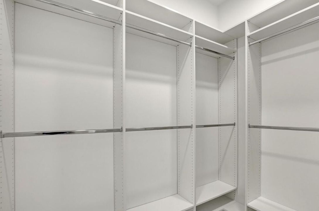 待售: $2,700,000 (4 贝兹, 3 浴室, 3690 平方英尺)