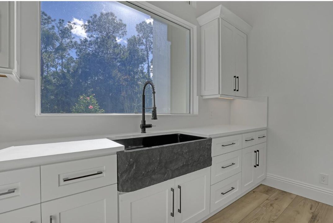 待售: $2,700,000 (4 贝兹, 3 浴室, 3690 平方英尺)