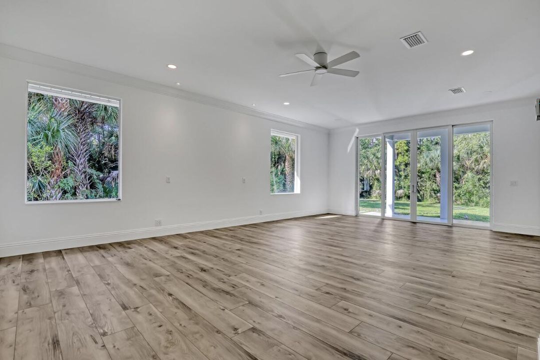 待售: $2,700,000 (4 贝兹, 3 浴室, 3690 平方英尺)