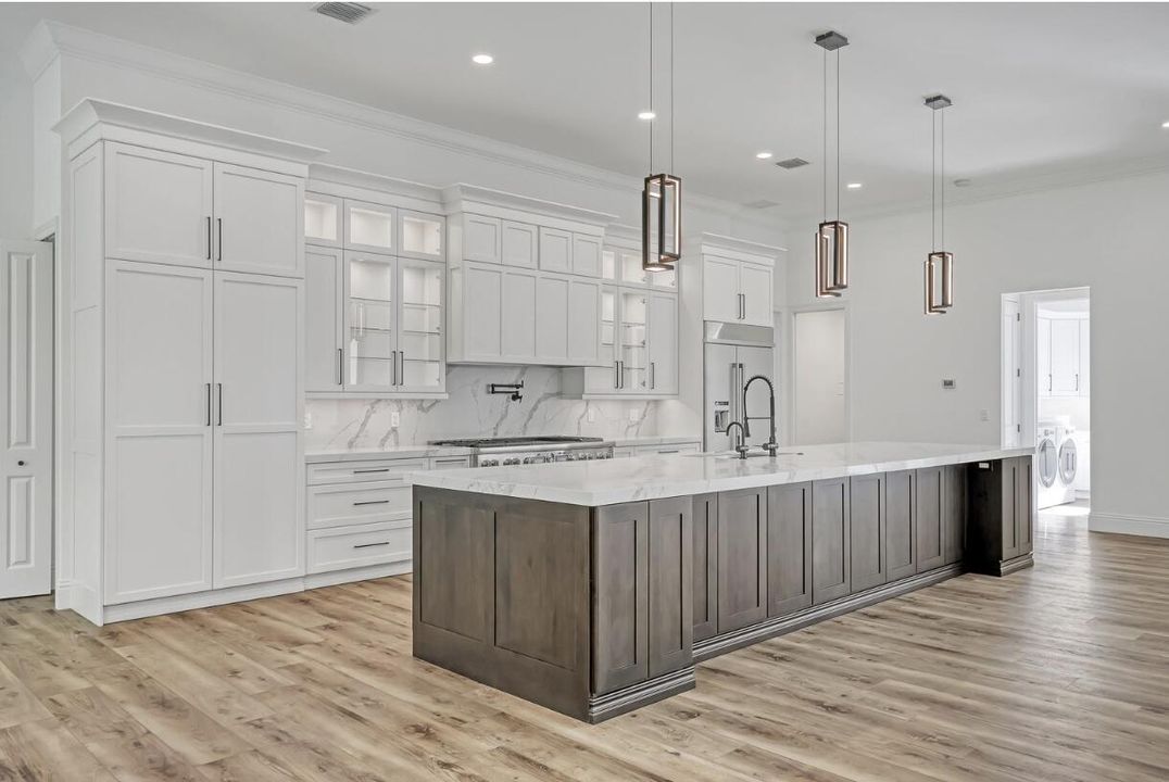 待售: $2,700,000 (4 贝兹, 3 浴室, 3690 平方英尺)