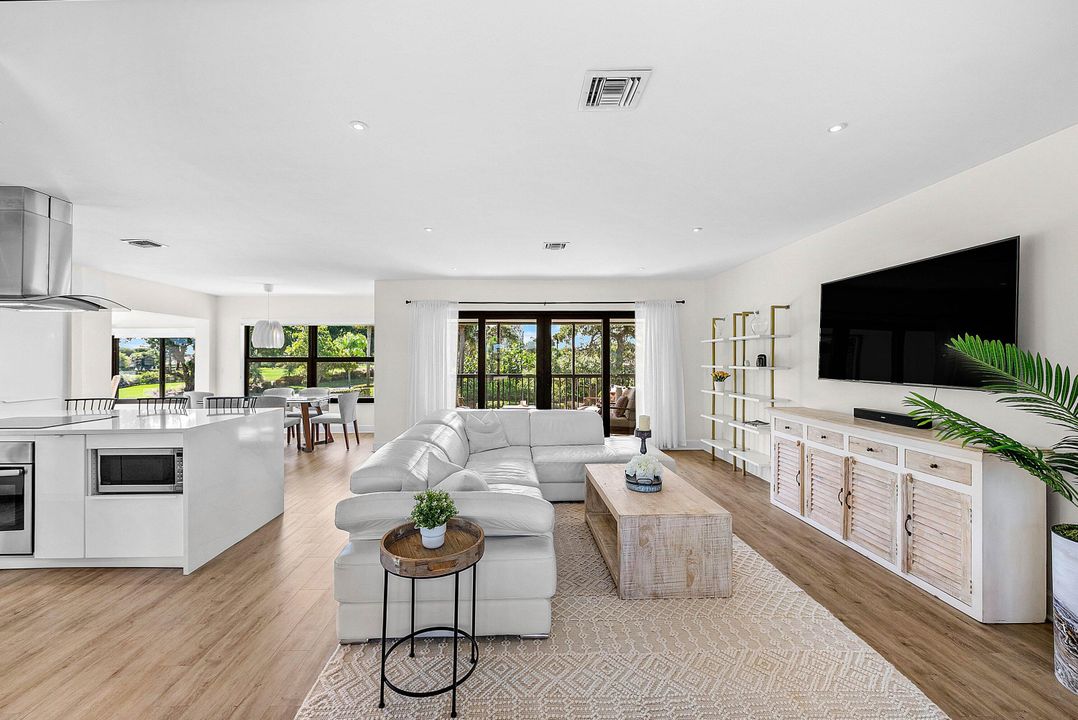 For Sale: $665,000 (2 beds, 2 baths, 1687 Square Feet)