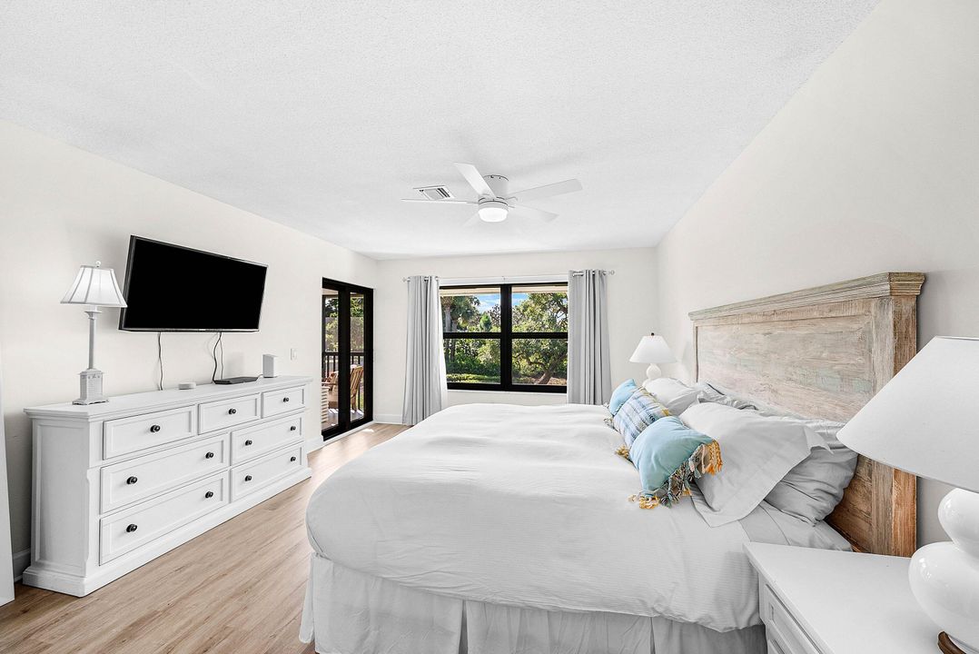 For Sale: $665,000 (2 beds, 2 baths, 1687 Square Feet)