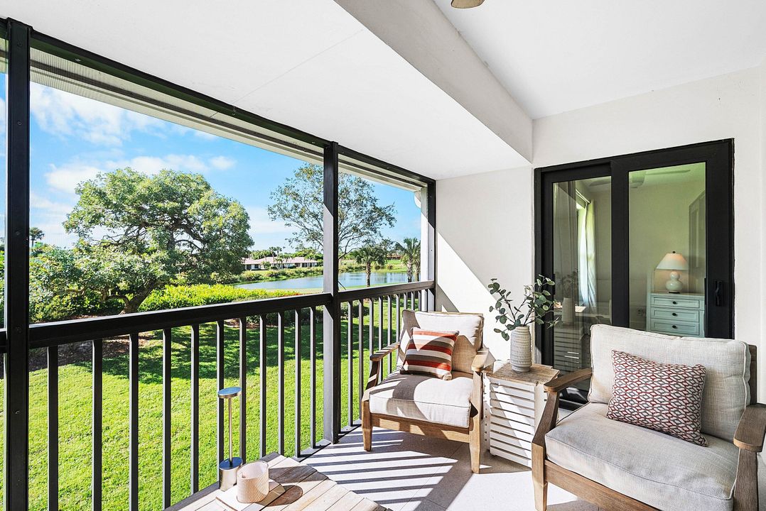 For Sale: $665,000 (2 beds, 2 baths, 1687 Square Feet)