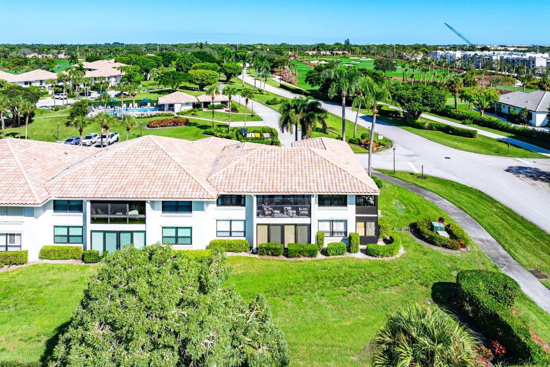 For Sale: $665,000 (2 beds, 2 baths, 1687 Square Feet)