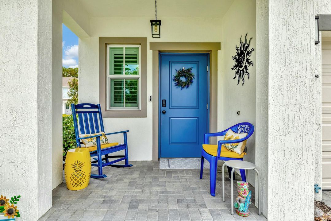 Activo con contrato: $3,500 (4 camas, 2 baños, 2230 Pies cuadrados)