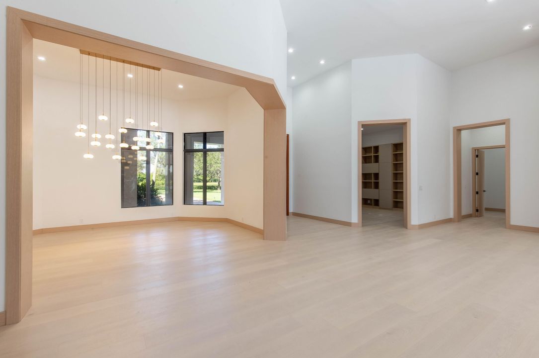 待售: $15,500,000 (4 贝兹, 5 浴室, 6819 平方英尺)