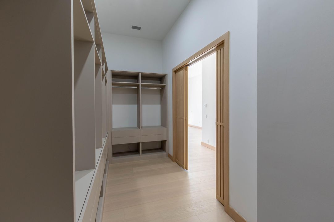 待售: $15,500,000 (4 贝兹, 5 浴室, 6819 平方英尺)