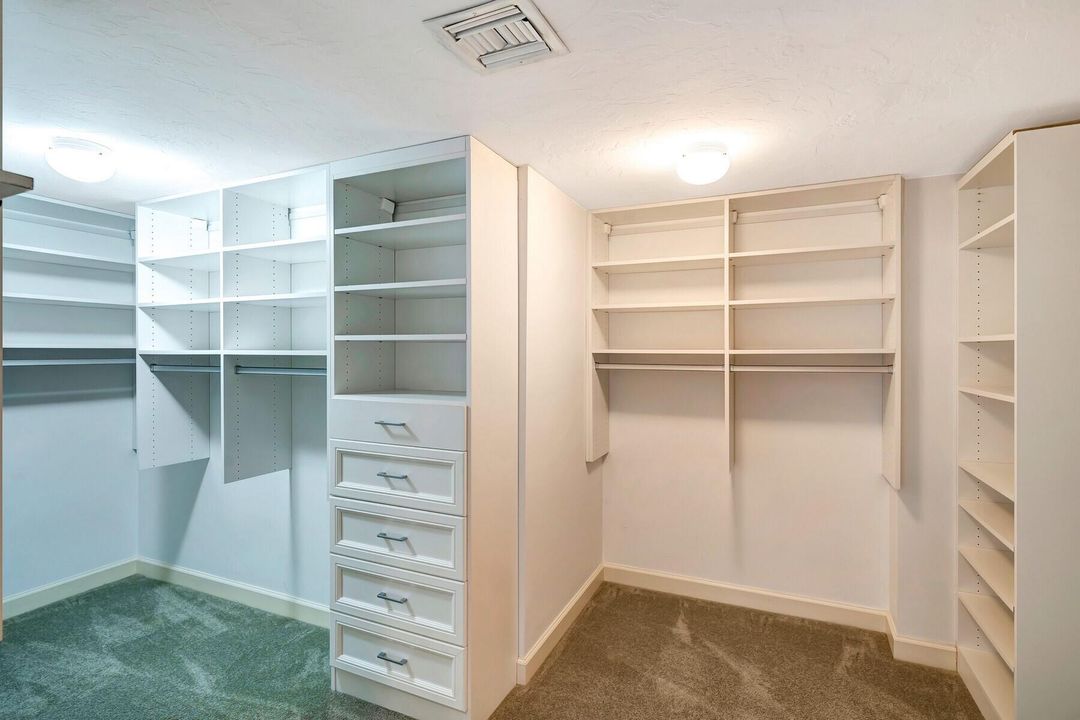 На продажу: $1,650,000 (3 спален, 3 ванн, 3303 Квадратных фут)