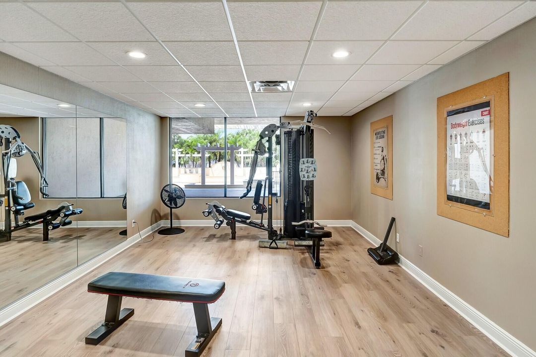 На продажу: $1,650,000 (3 спален, 3 ванн, 3303 Квадратных фут)