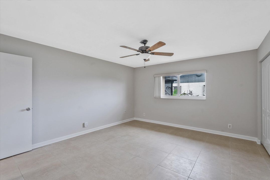 Active With Contract: $344,900 (2 beds, 2 baths, 1527 Square Feet)