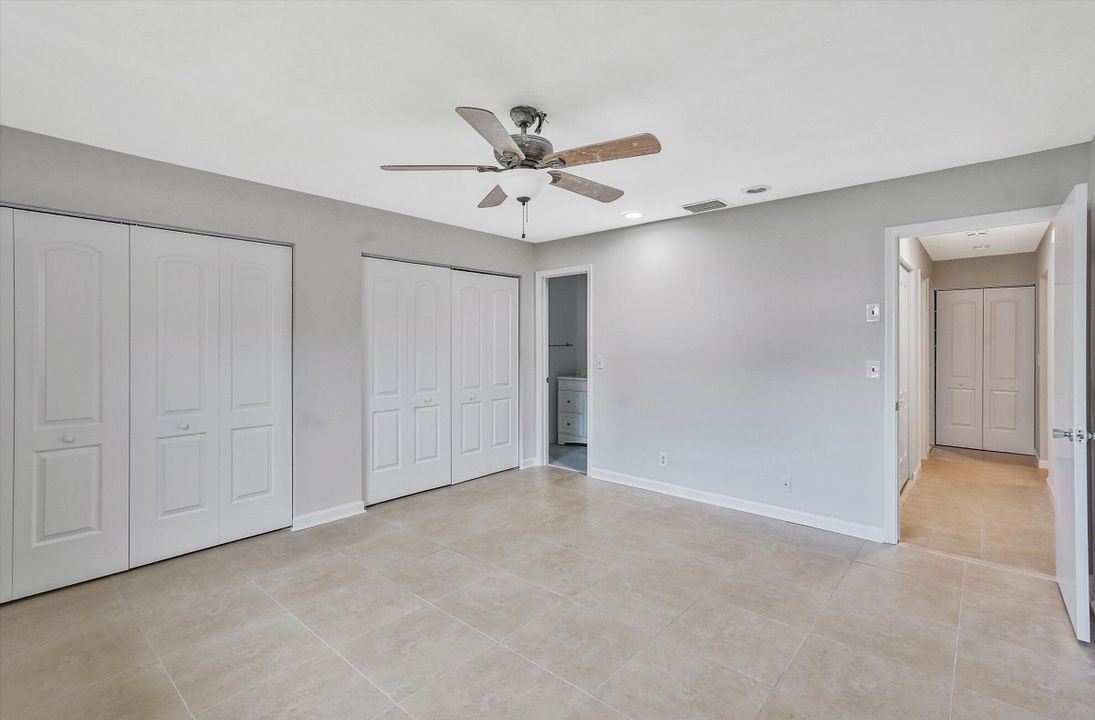 Active With Contract: $344,900 (2 beds, 2 baths, 1527 Square Feet)