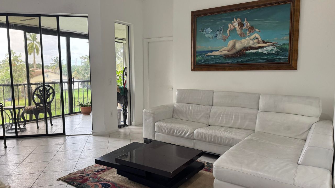 На продажу: $259,900 (3 спален, 2 ванн, 1801 Квадратных фут)