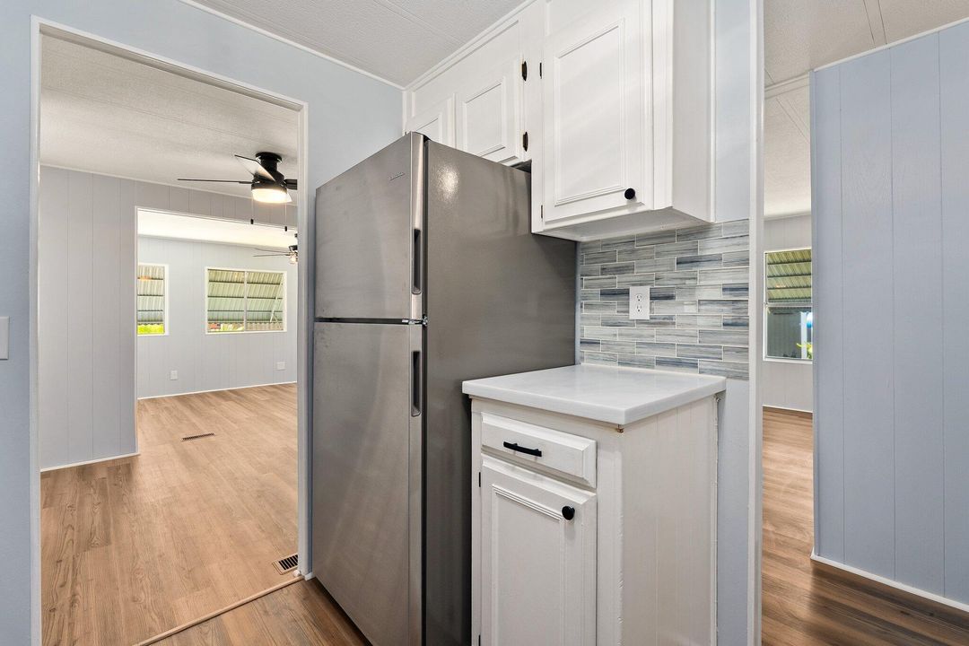 待售: $185,000 (2 贝兹, 2 浴室, 1104 平方英尺)