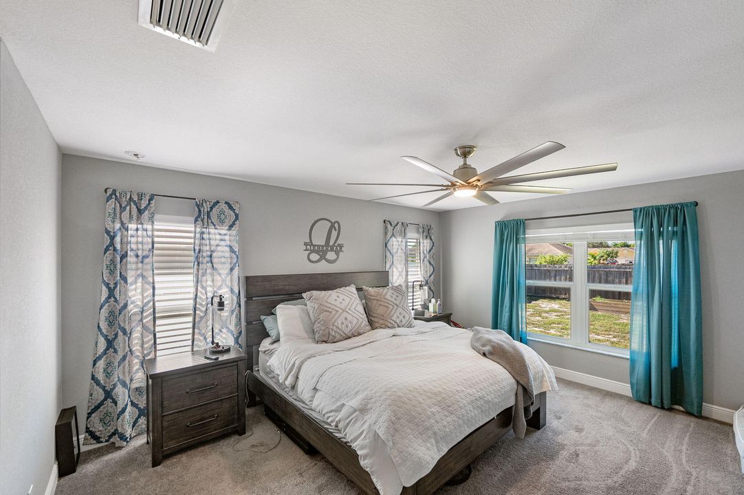 Active With Contract: $415,000 (3 beds, 2 baths, 1848 Square Feet)