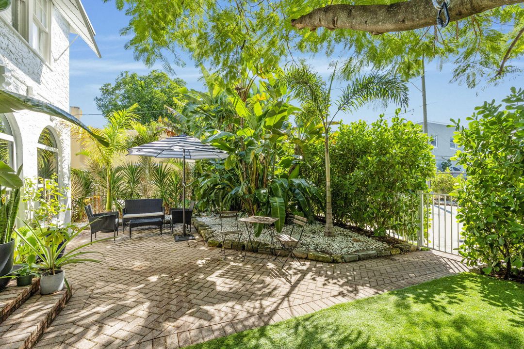 En Renta: $5,500 (4 camas, 2 baños, 1987 Pies cuadrados)