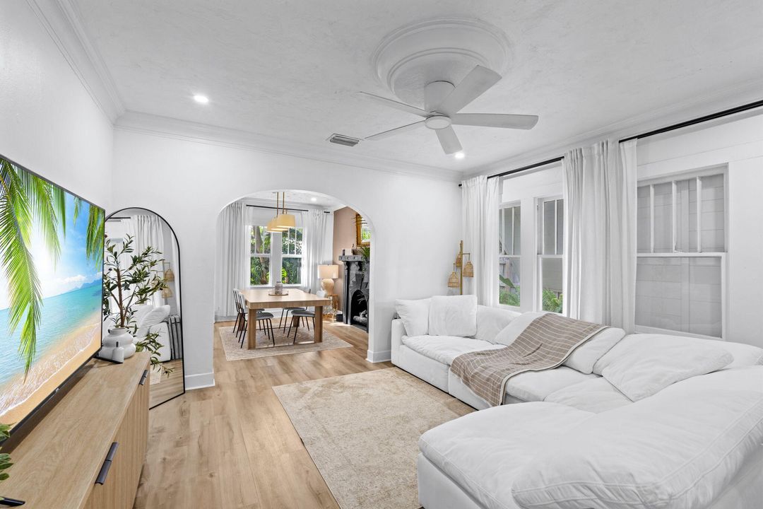 En Renta: $5,500 (4 camas, 2 baños, 1987 Pies cuadrados)