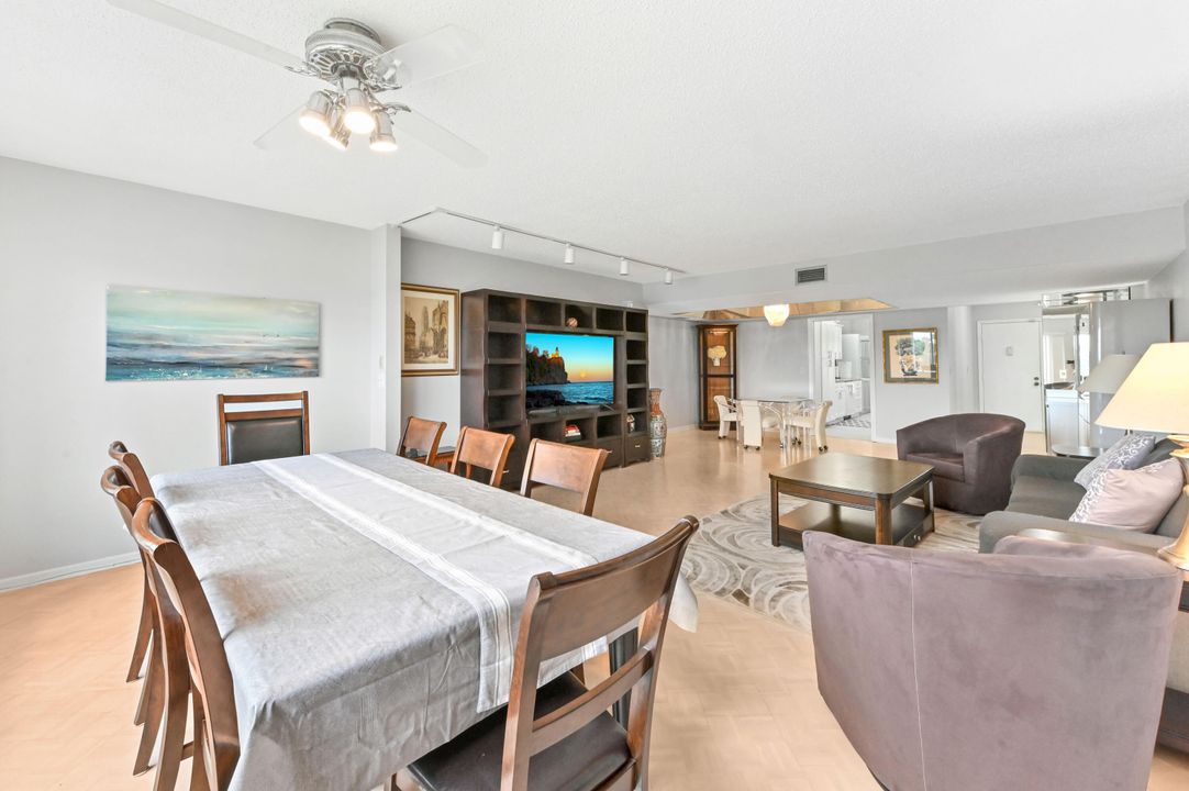 For Rent: $2,500 (3 beds, 2 baths, 2000 Square Feet)