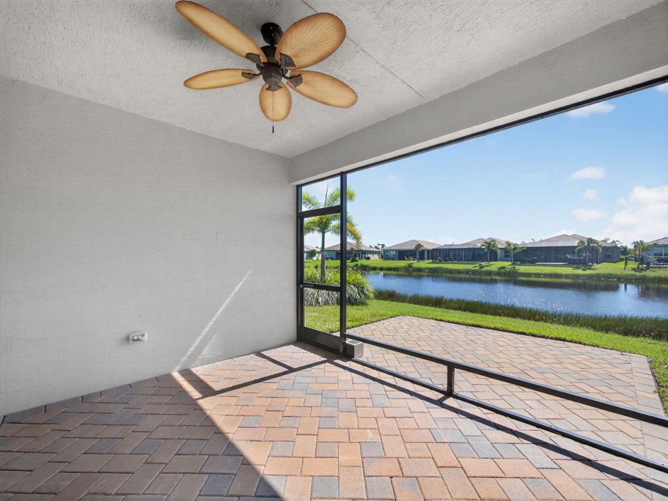 For Sale: $415,000 (2 beds, 2 baths, 1508 Square Feet)