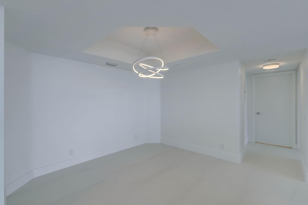 For Rent: $5,000 (2 beds, 2 baths, 1430 Square Feet)