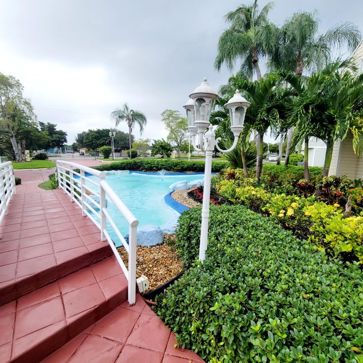 For Rent: $1,690 (1 beds, 1 baths, 802 Square Feet)