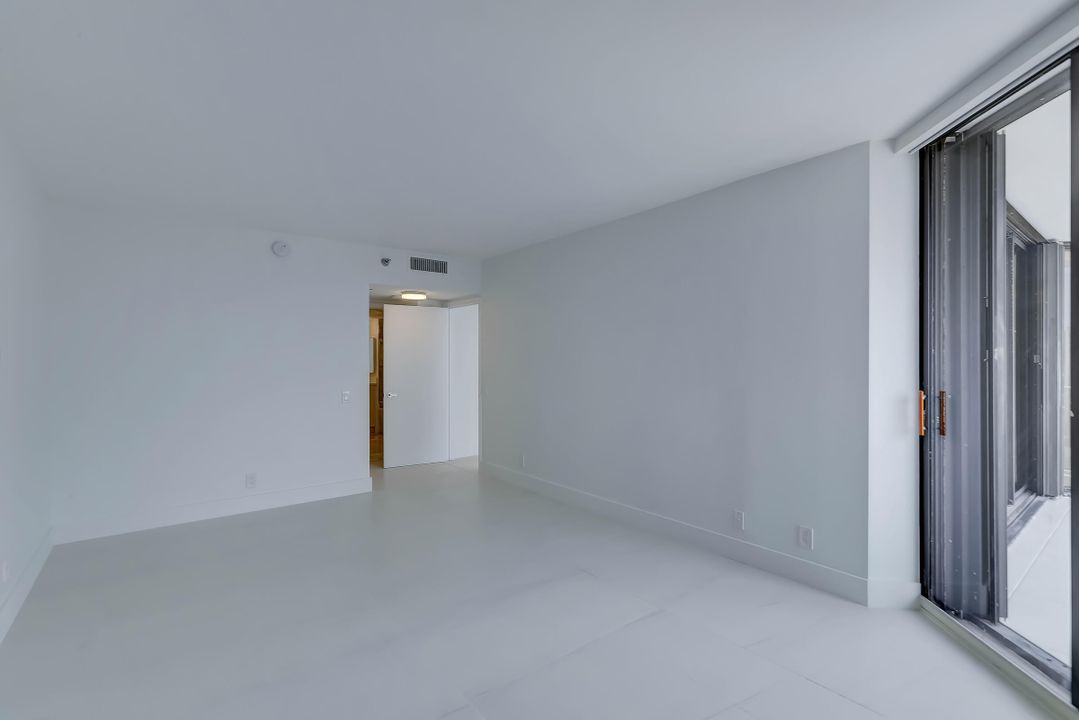 For Rent: $5,000 (2 beds, 2 baths, 1430 Square Feet)