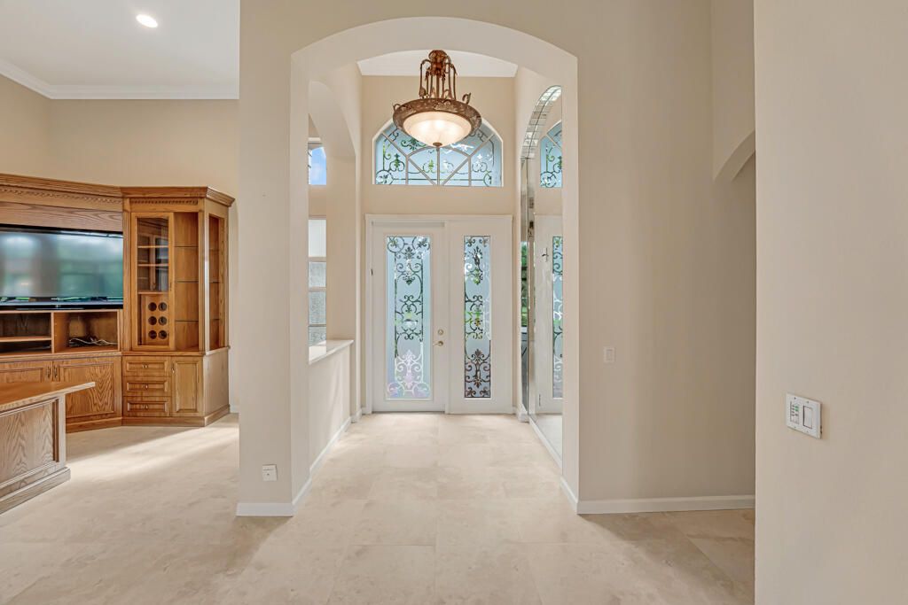 Active With Contract: $599,000 (3 beds, 2 baths, 2471 Square Feet)