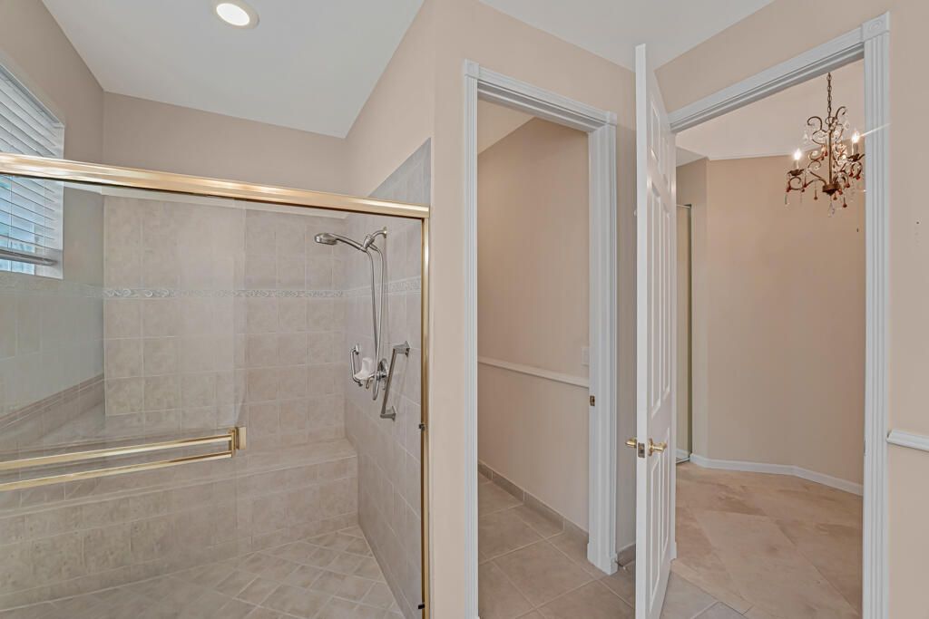 Active With Contract: $599,000 (3 beds, 2 baths, 2471 Square Feet)