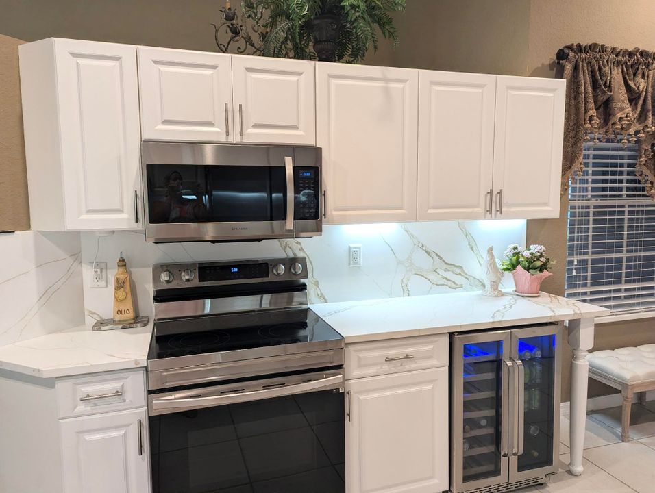 For Sale: $469,000 (3 beds, 2 baths, 1608 Square Feet)