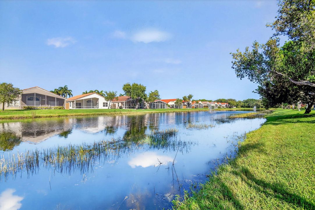 For Sale: $415,000 (3 beds, 2 baths, 1705 Square Feet)