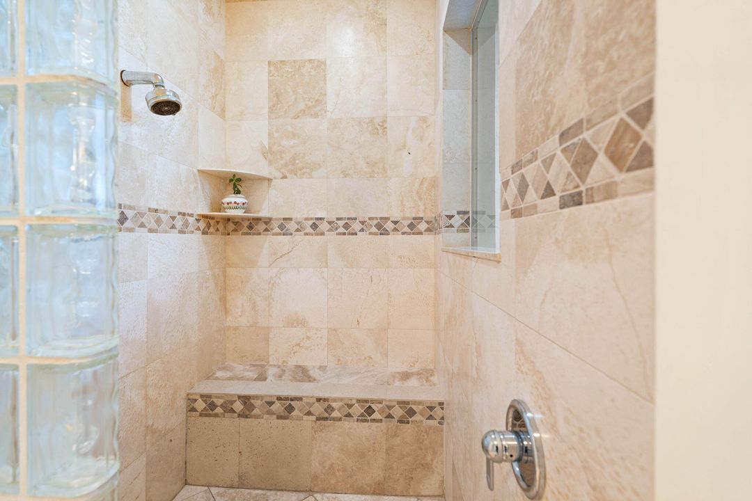 На продажу: $6,750,000 (4 спален, 4 ванн, 5685 Квадратных фут)