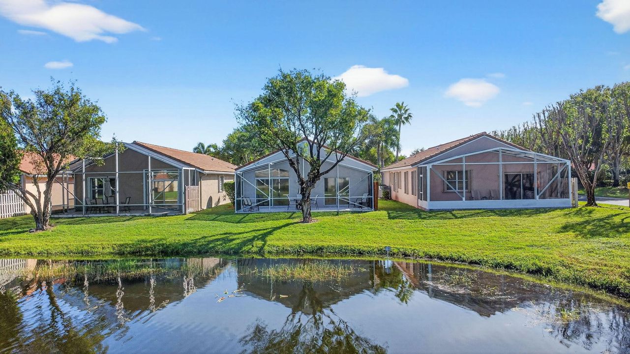 For Sale: $415,000 (3 beds, 2 baths, 1705 Square Feet)