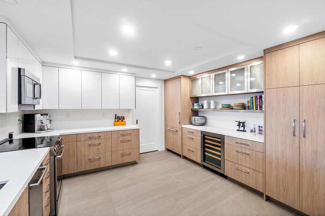 For Rent: $8,000 (2 beds, 2 baths, 1452 Square Feet)