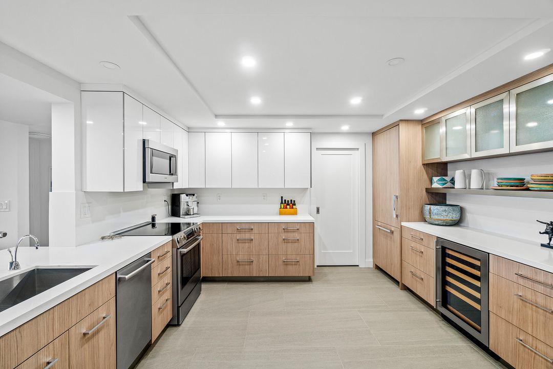 For Rent: $8,000 (2 beds, 2 baths, 1452 Square Feet)