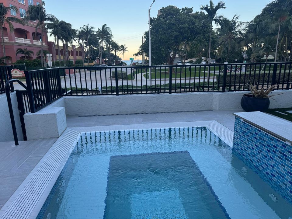 For Rent: $3,000 (2 beds, 2 baths, 1100 Square Feet)