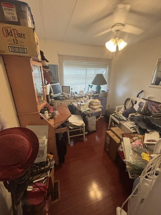 待售: $25,000 (2 贝兹, 2 浴室, 1180 平方英尺)