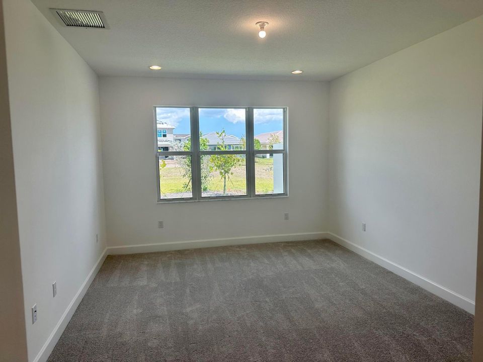 For Rent: $4,300 (4 beds, 3 baths, 2268 Square Feet)