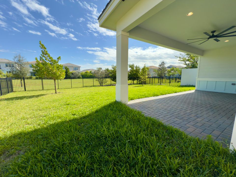 For Rent: $4,300 (4 beds, 3 baths, 2268 Square Feet)